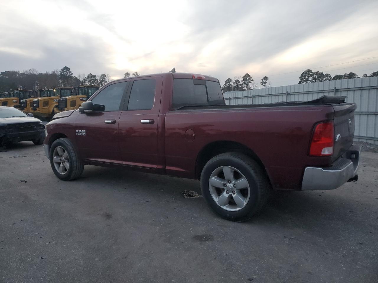 2017 RAM 1500 SLT - Image 2