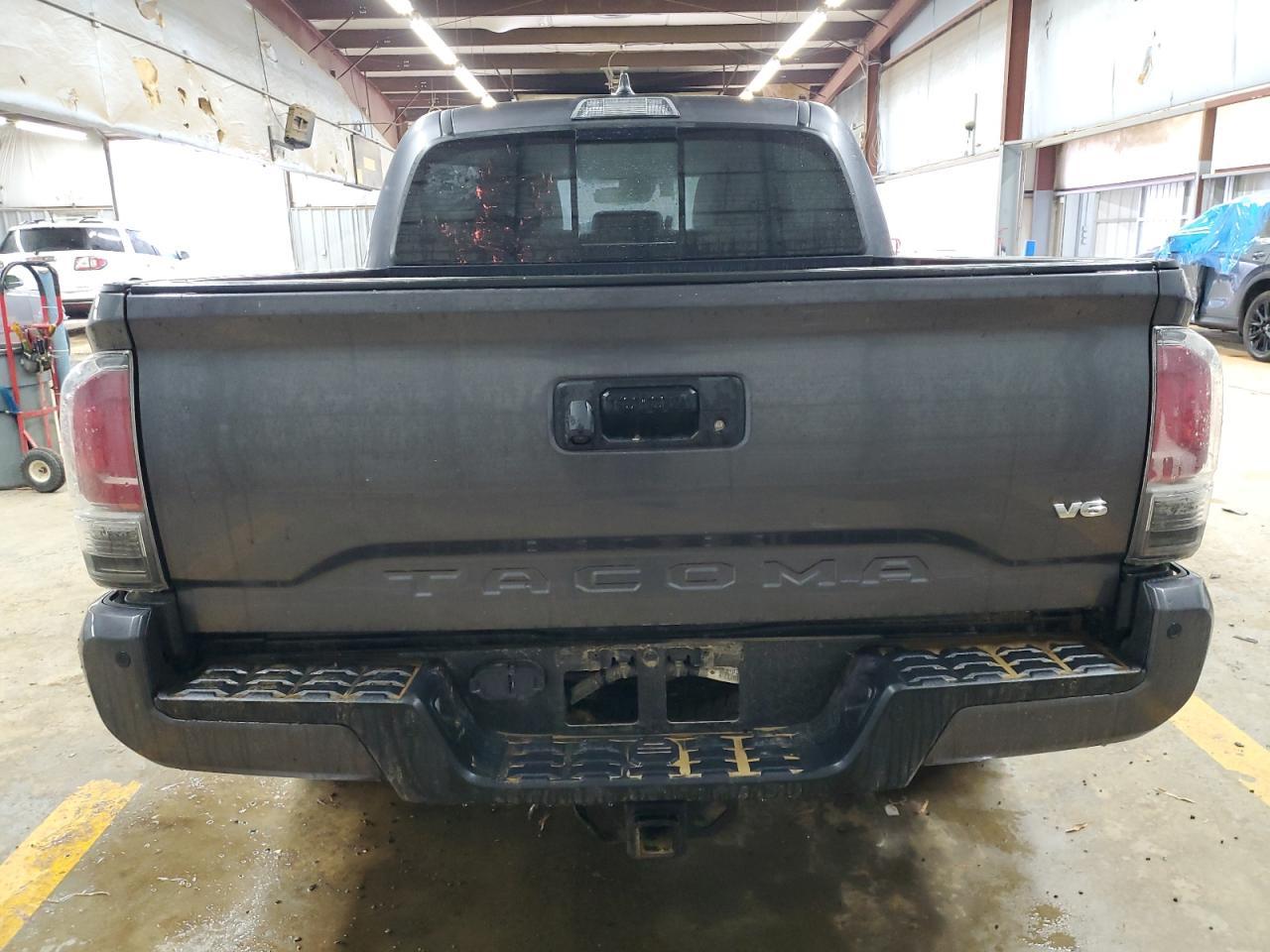 2023 TOYOTA TACOMA DOU - Фото 6