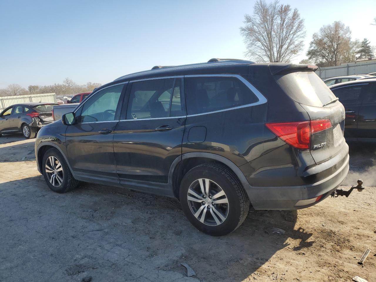 2016 HONDA PILOT EXLN - Image 2
