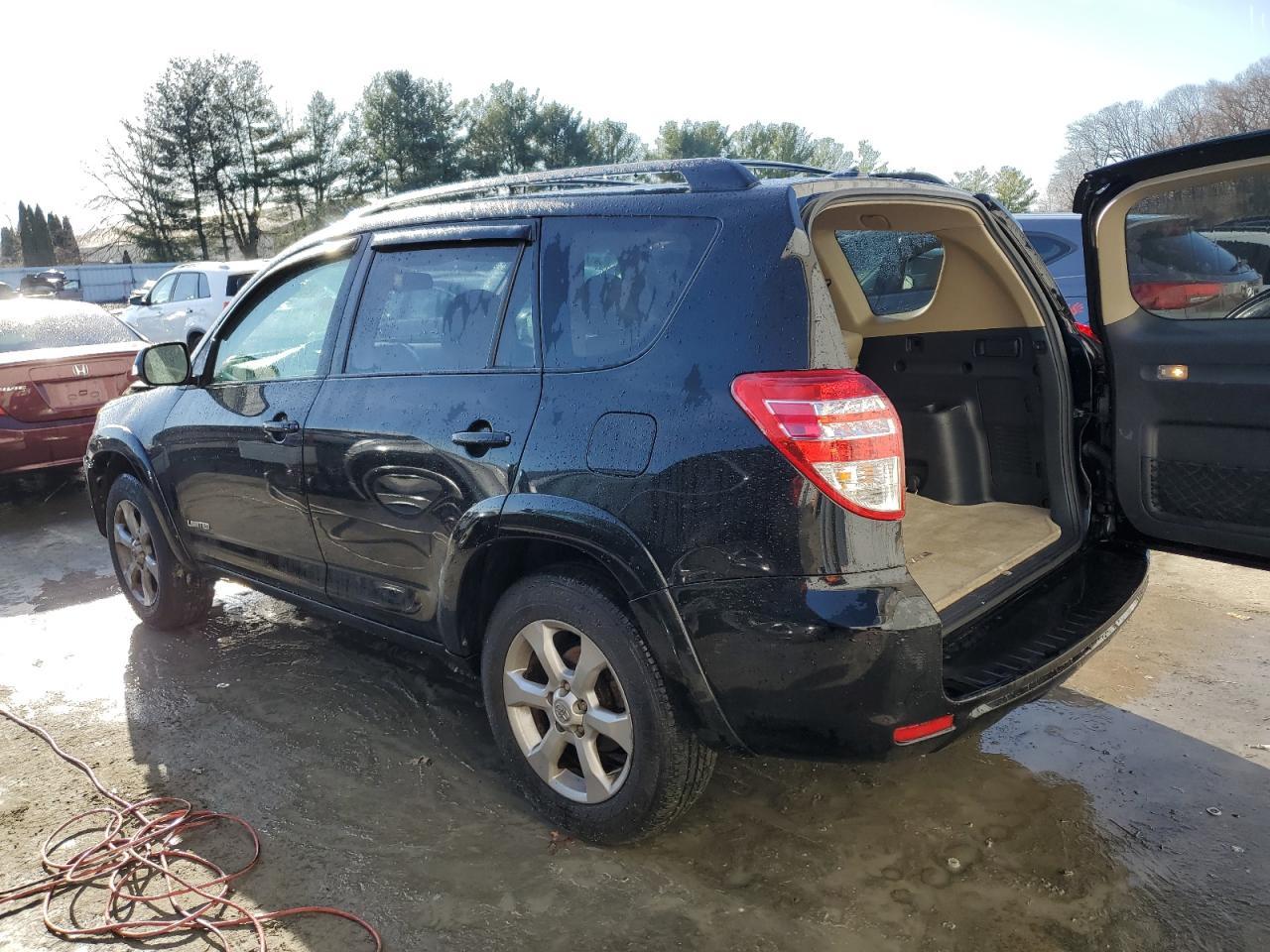 2011 TOYOTA RAV4 LIMIT - Фото 2