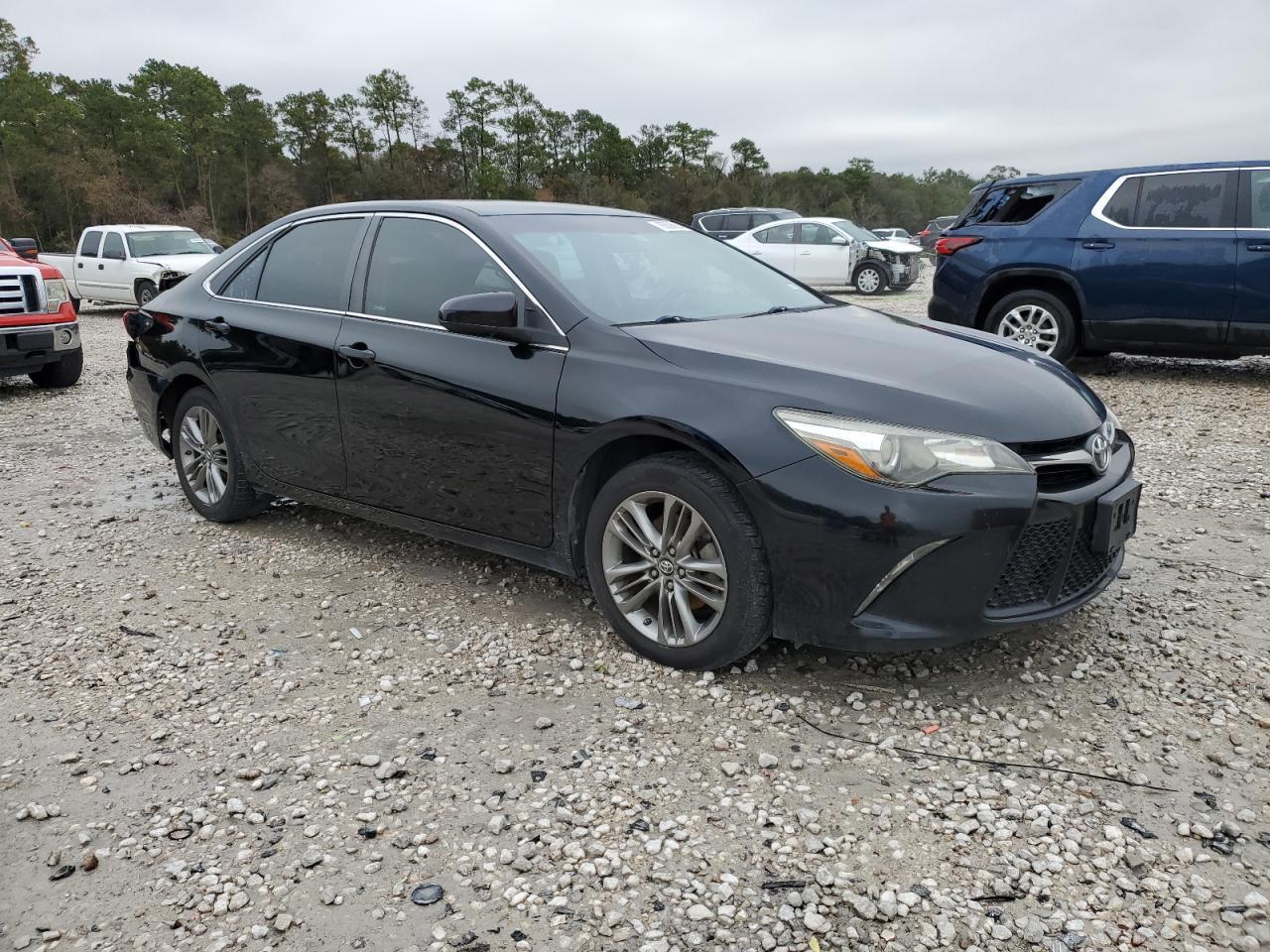 2017 TOYOTA CAMRY LE - Image 4