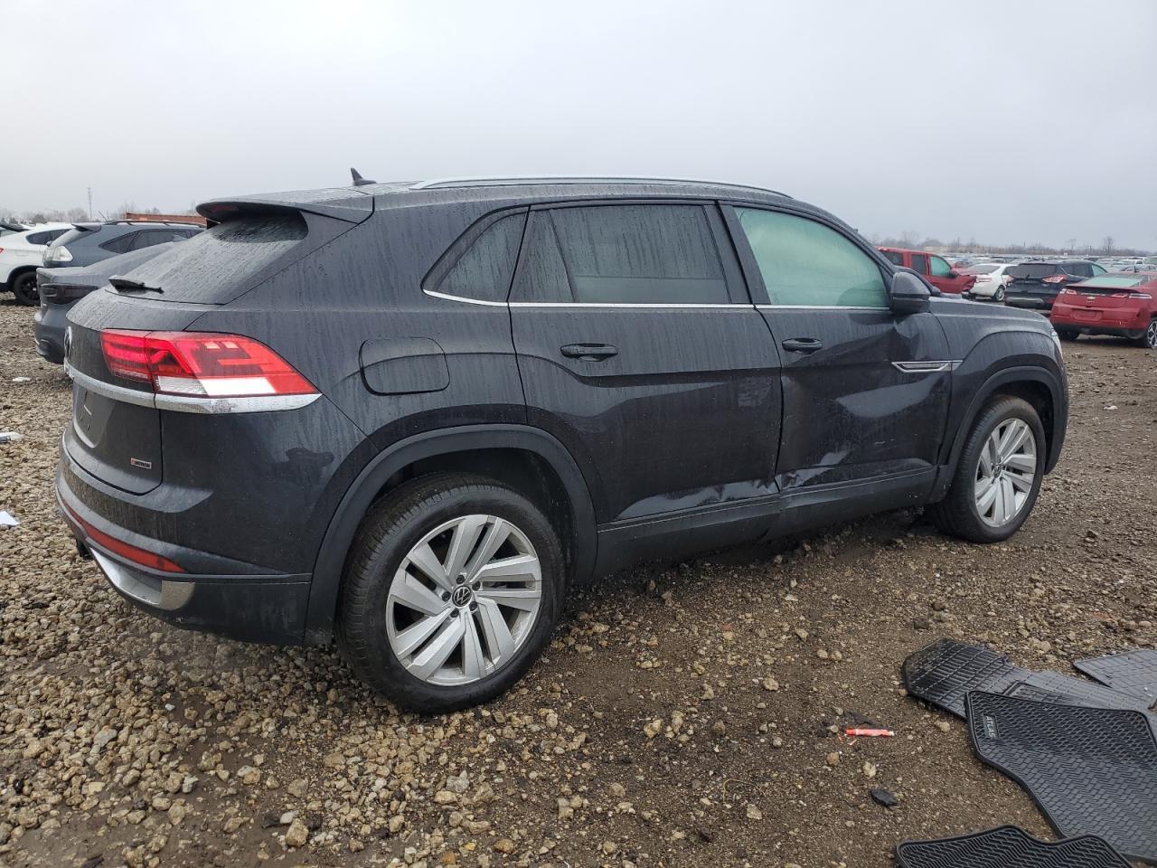 2022 VOLKSWAGEN ATLAS CROS - Фото 3