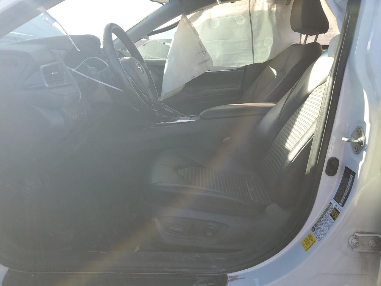 2020 TOYOTA CAMRY SE - Image 7