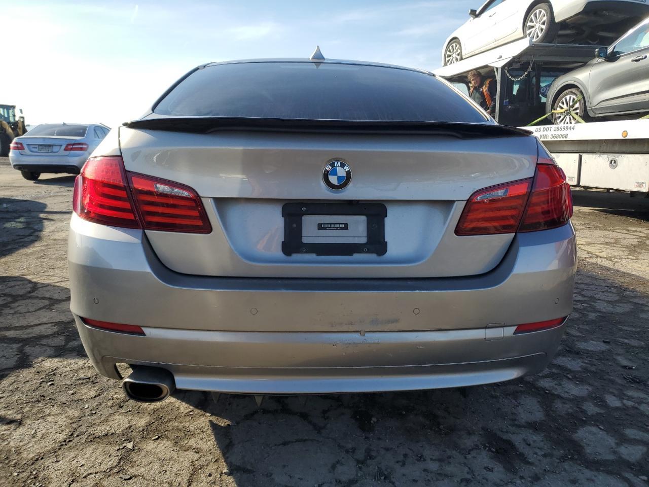 2013 BMW 528 XI - Image 6