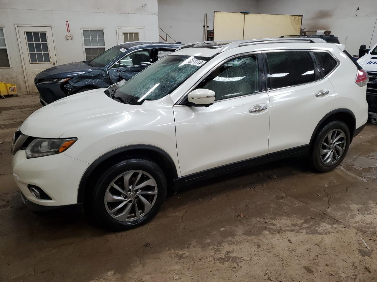 2015 NISSAN ROGUE S