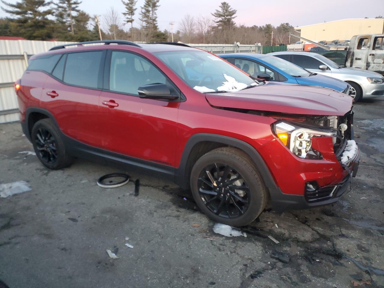 2023 GMC TERRAIN SL - Image 4