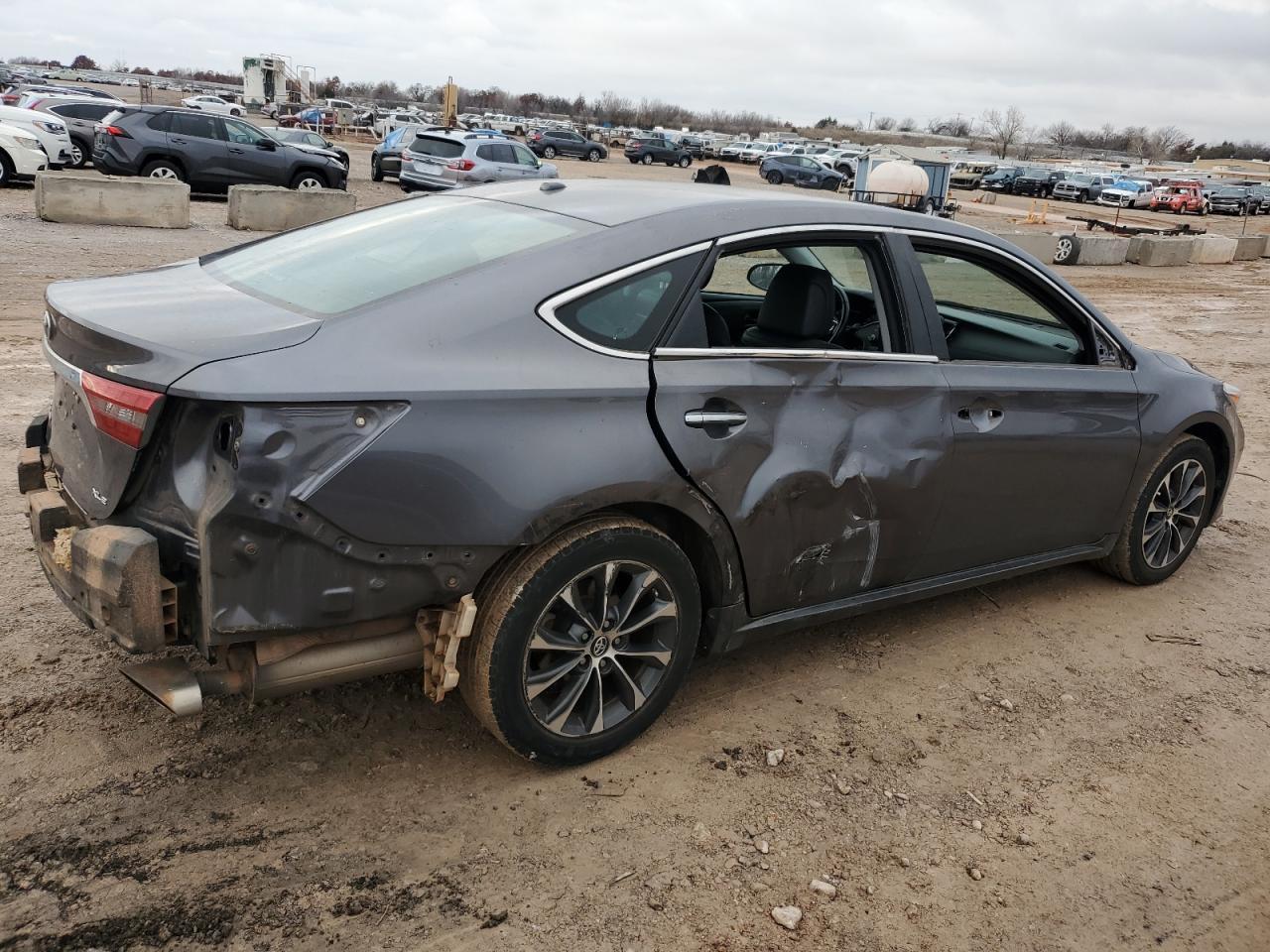 2016 TOYOTA AVALON XLE - Image 3