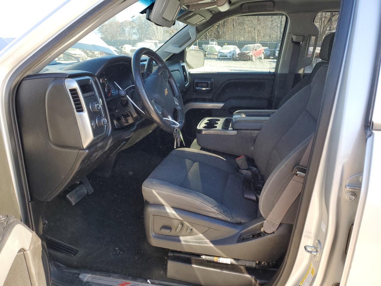 2017 CHEVROLET SILVERADO - Image 7