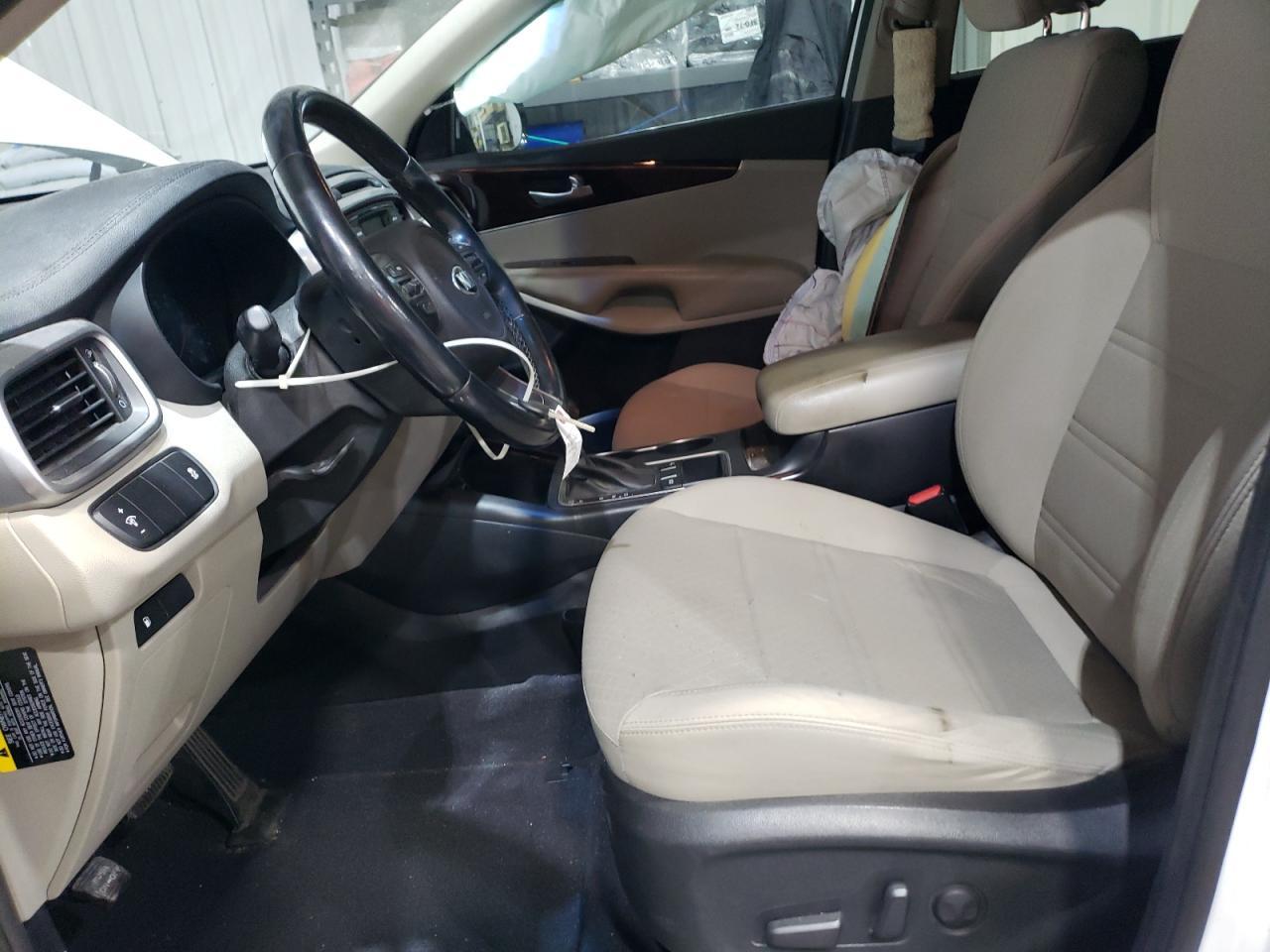 2016 KIA SORENTO LX - Image 7