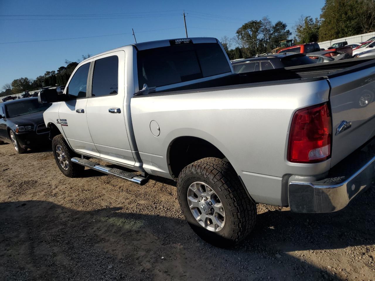 2018 RAM 2500 SLT - Image 2