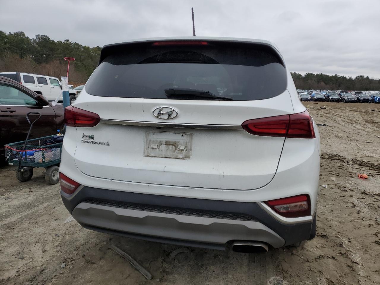2020 HYUNDAI SANTA FE S - Image 6