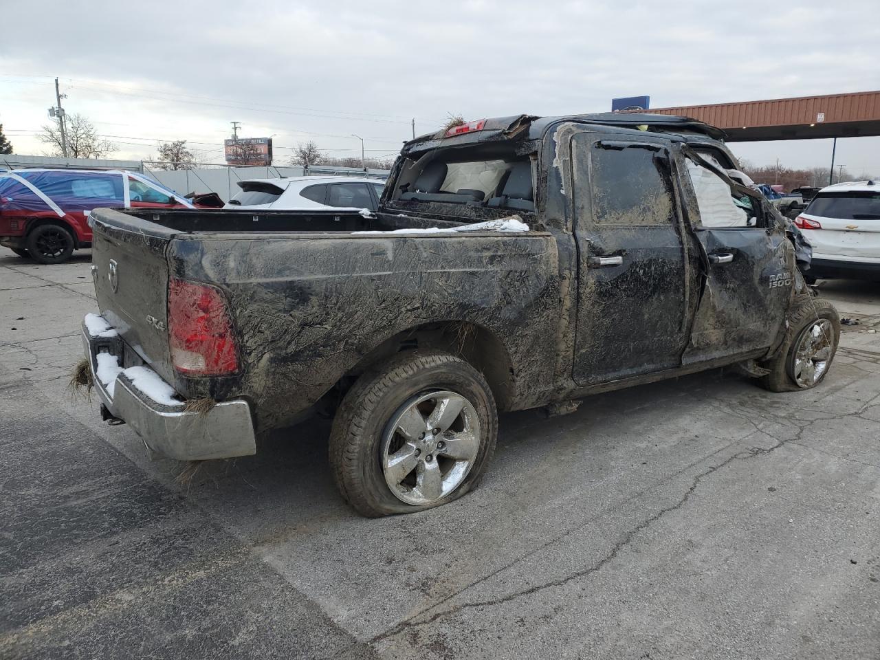 2017 RAM 1500 SLT - Image 3