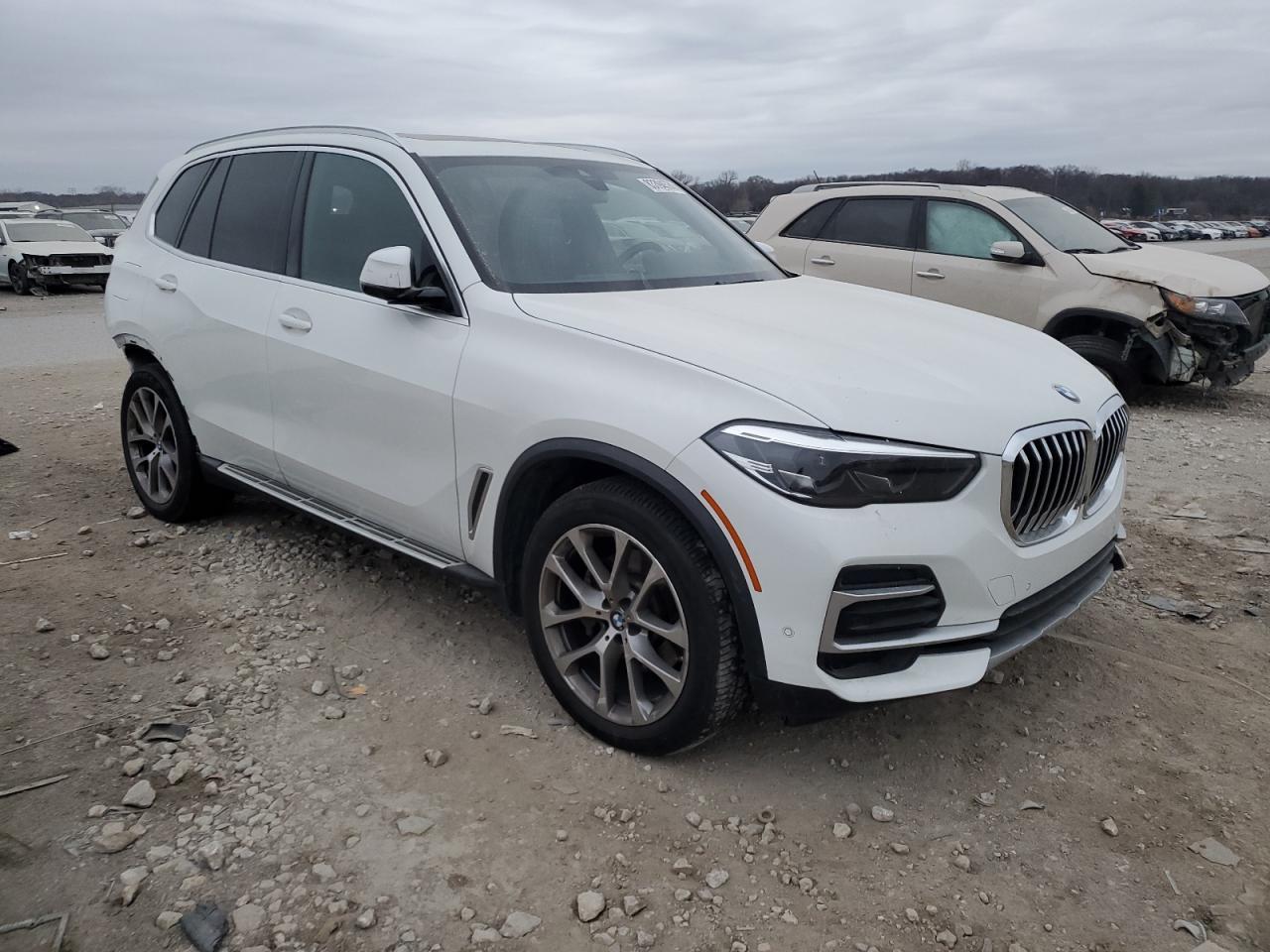 2023 BMW X5 XDRIVE4 - Фото 4