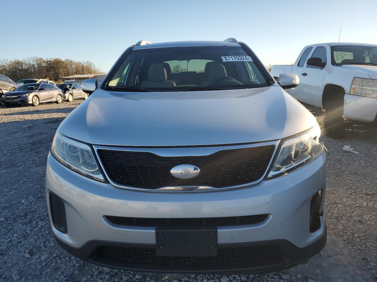 2015 KIA SORENTO LX - Image 5