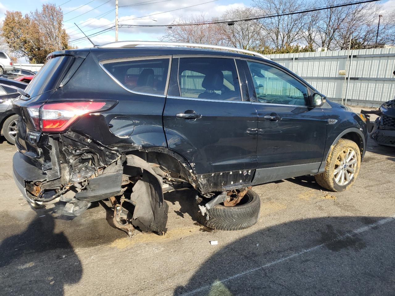 2017 FORD ESCAPE TIT - Image 3