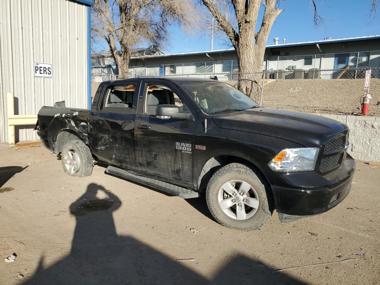 2020 RAM 1500 CLASS - Image 4