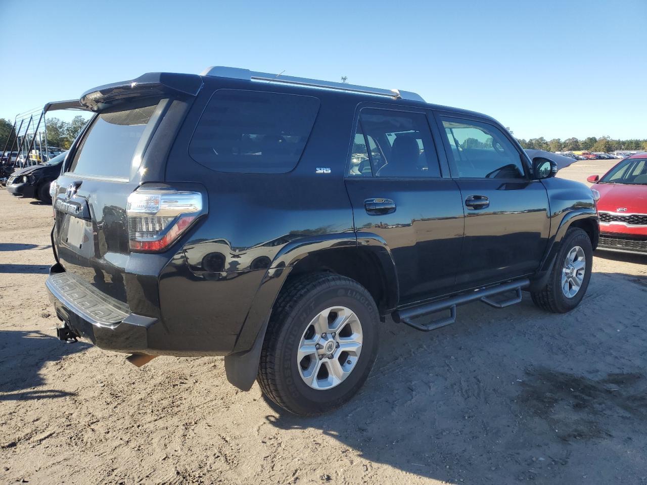 2018 TOYOTA 4RUNNER SR - Фото 3