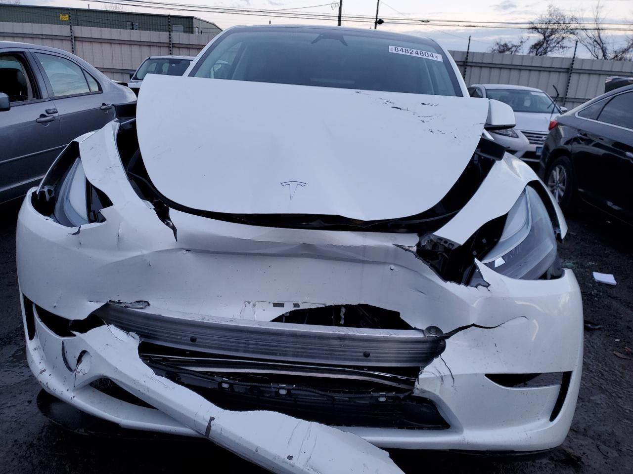 2024 TESLA MODEL Y - Image 5