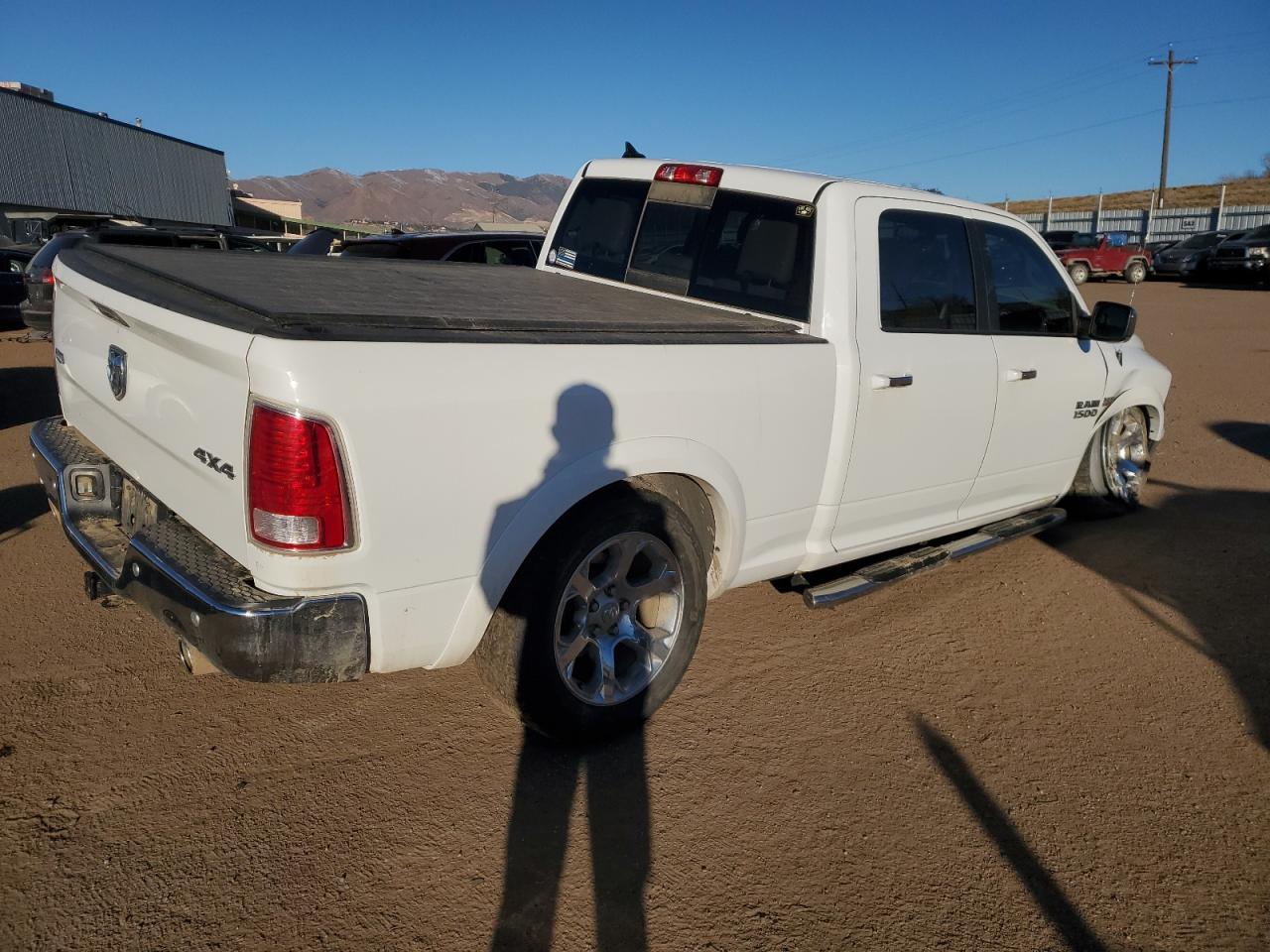2017 RAM 1500 LARAM - Фото 3