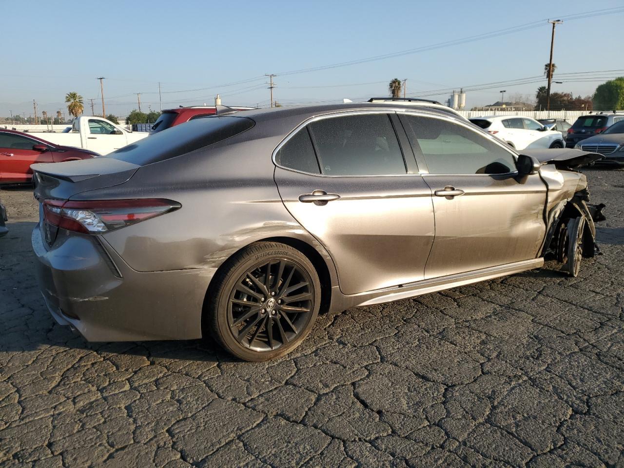 2022 TOYOTA CAMRY XSE - Фото 3