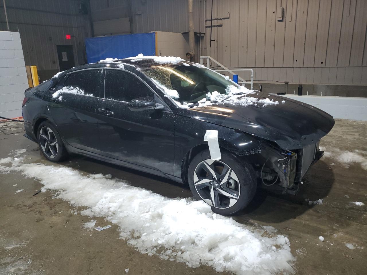 2023 HYUNDAI ELANTRA SE - Image 4