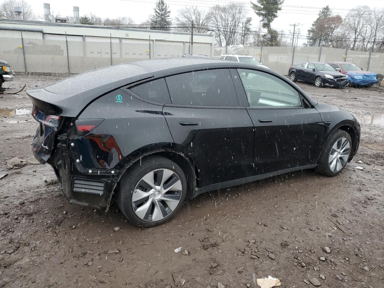 2023 TESLA MODEL Y - Фото 3
