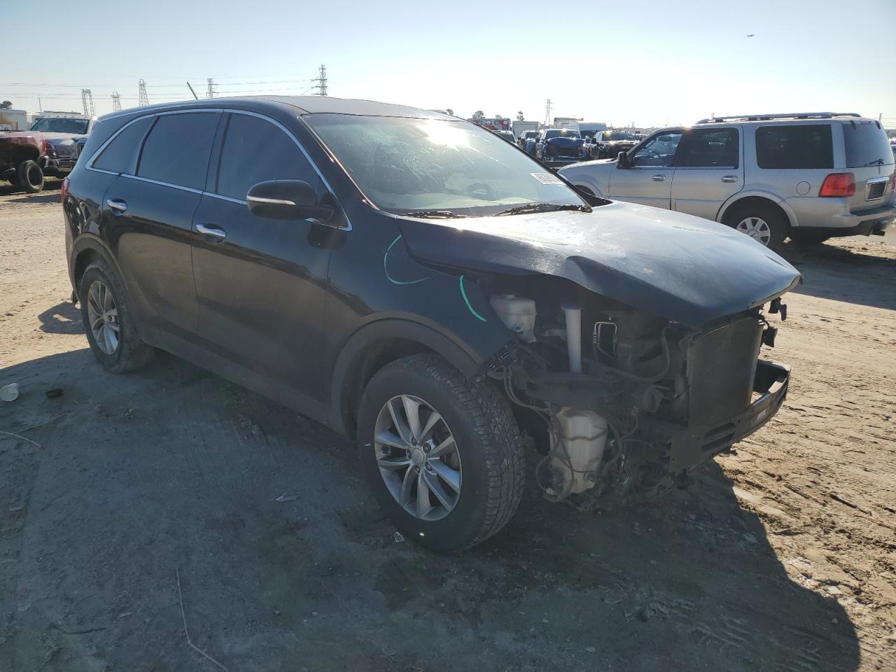 2016 KIA SORENTO LX - Image 4