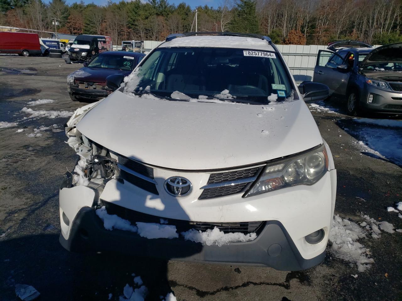 2015 TOYOTA RAV4 LE - Фото 5