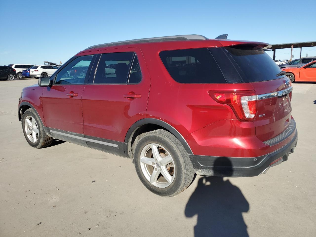 2018 FORD EXPLORER X - Image 2