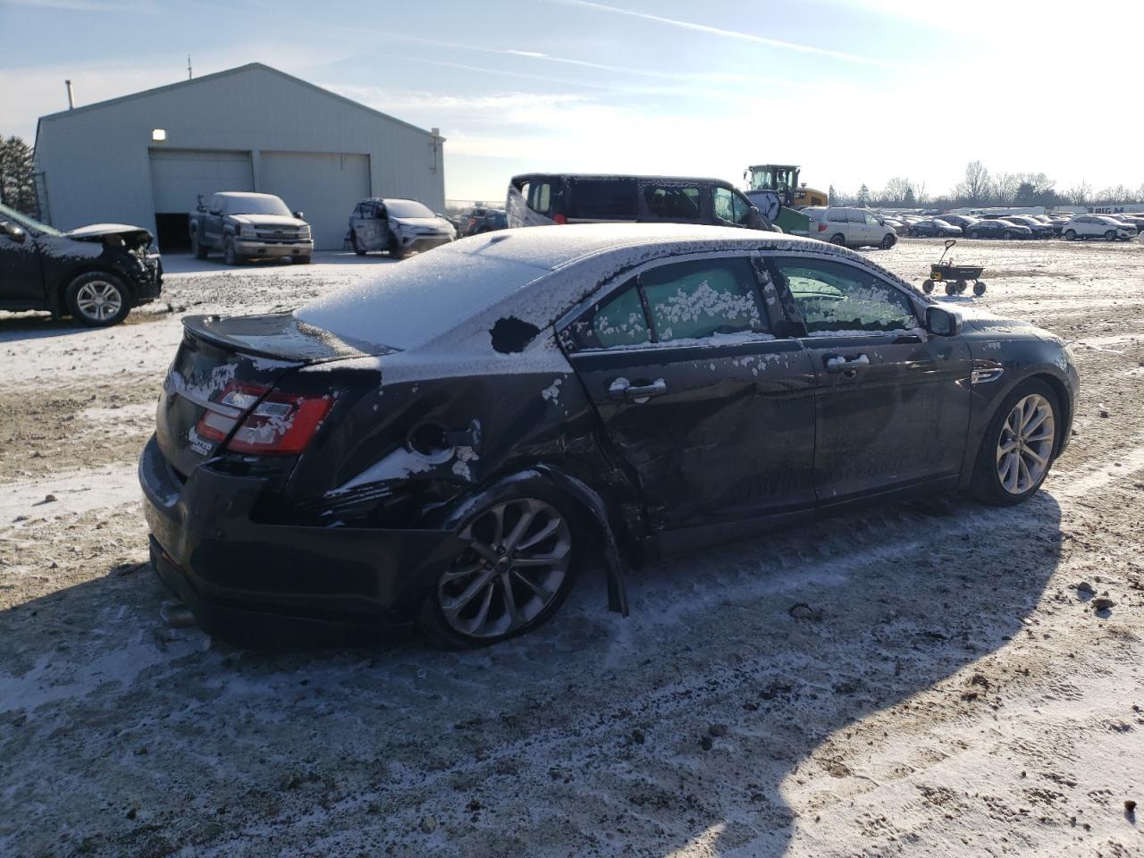 2013 FORD TAURUS LIM - Image 3