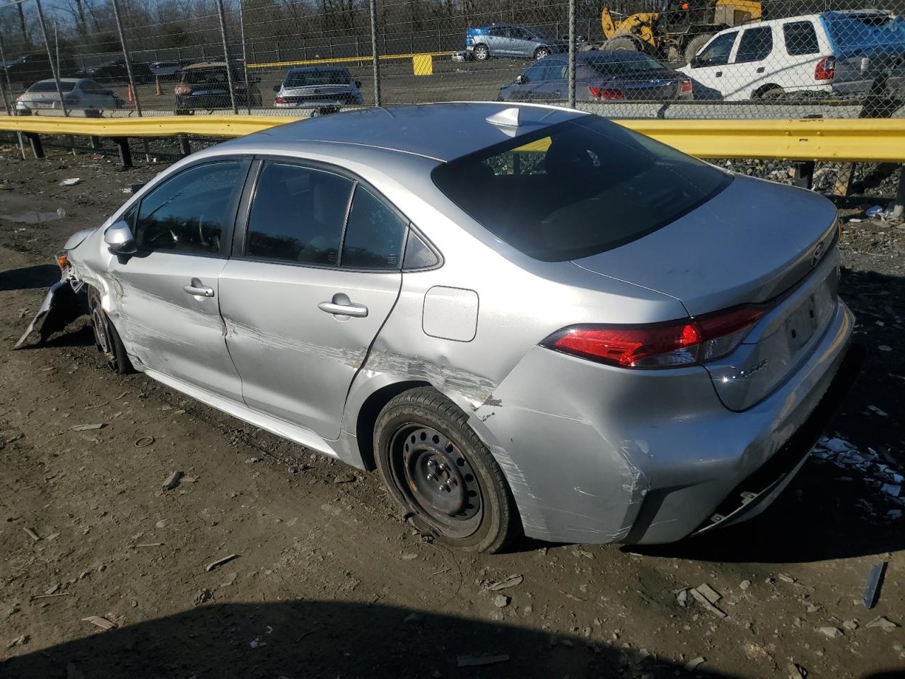 2020 TOYOTA COROLLA LE - Image 2