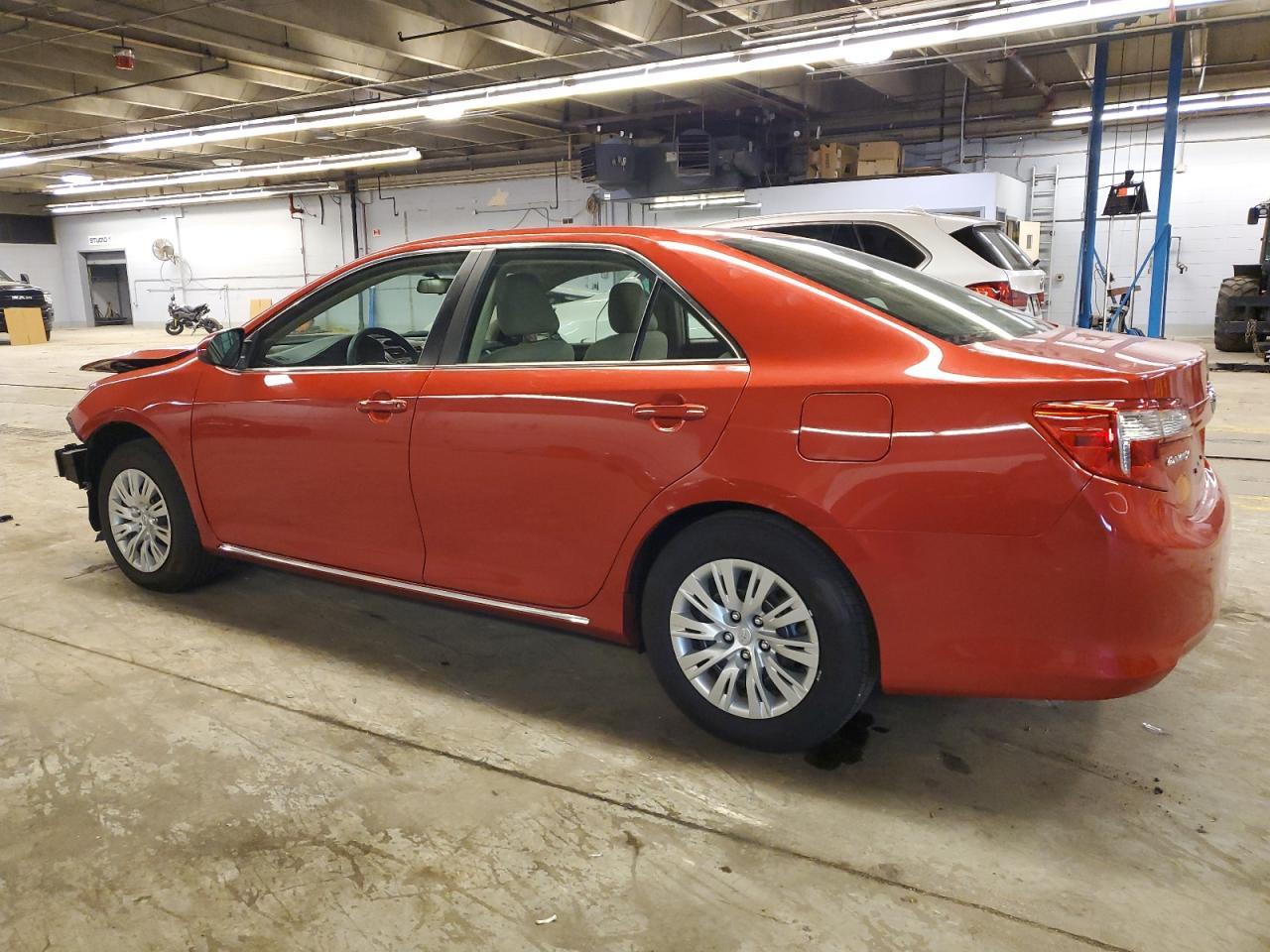 2014 TOYOTA CAMRY L - Image 2