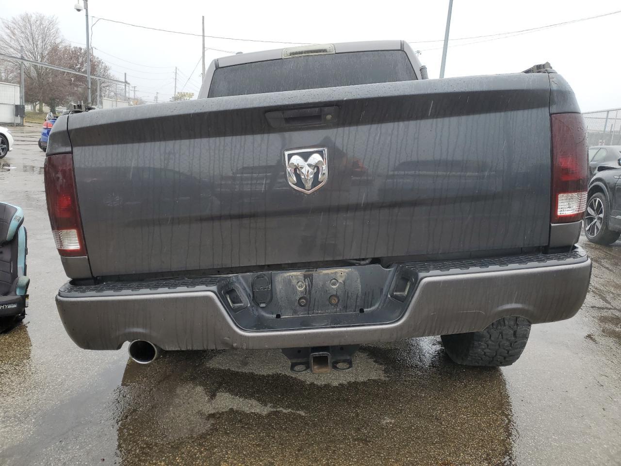 2014 RAM 1500 ST - Фото 6