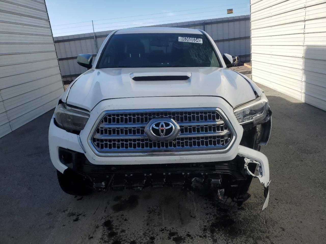 2017 TOYOTA TACOMA DOU - Image 5