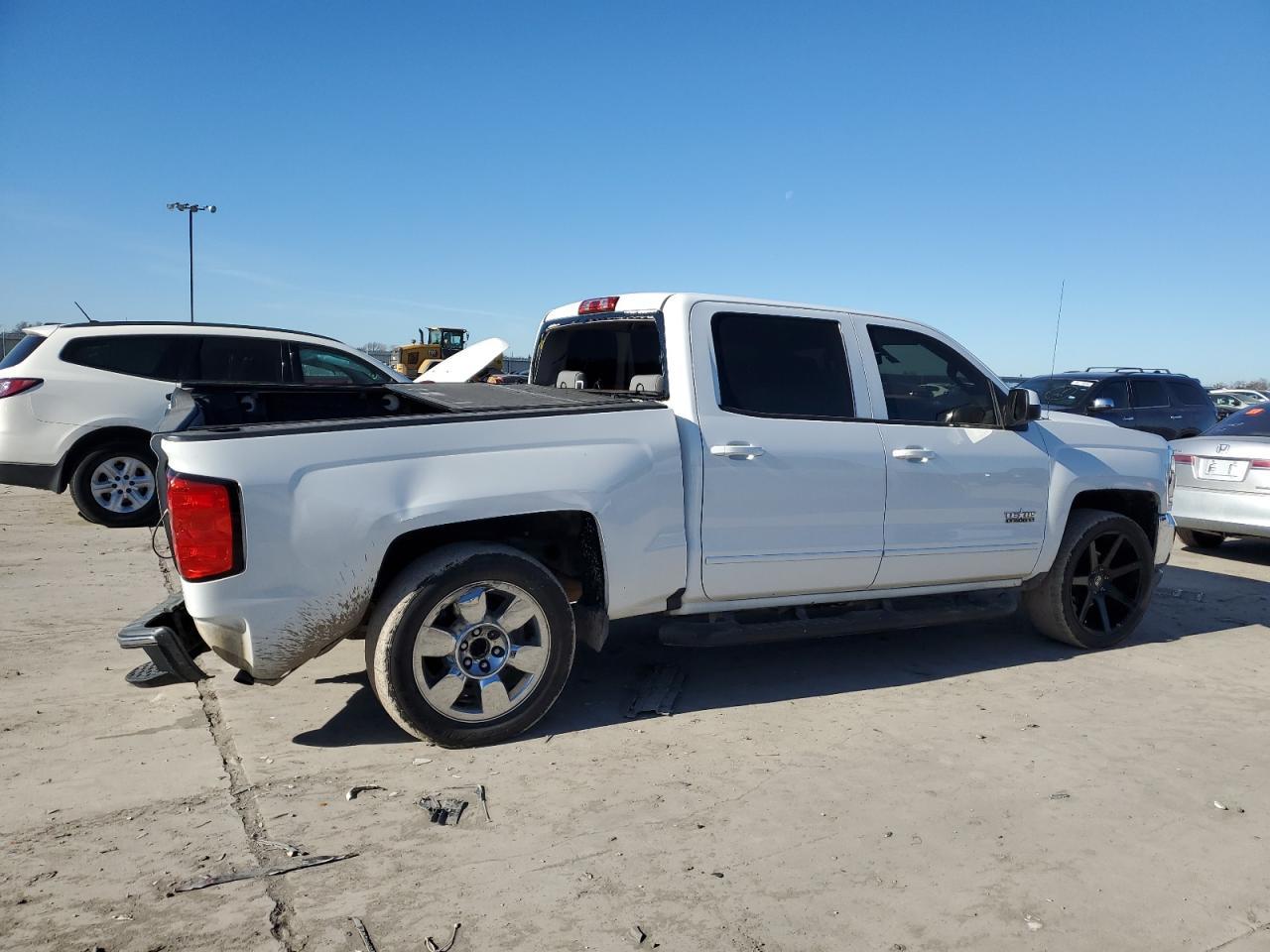 2016 CHEVROLET SILVERADO - Image 3