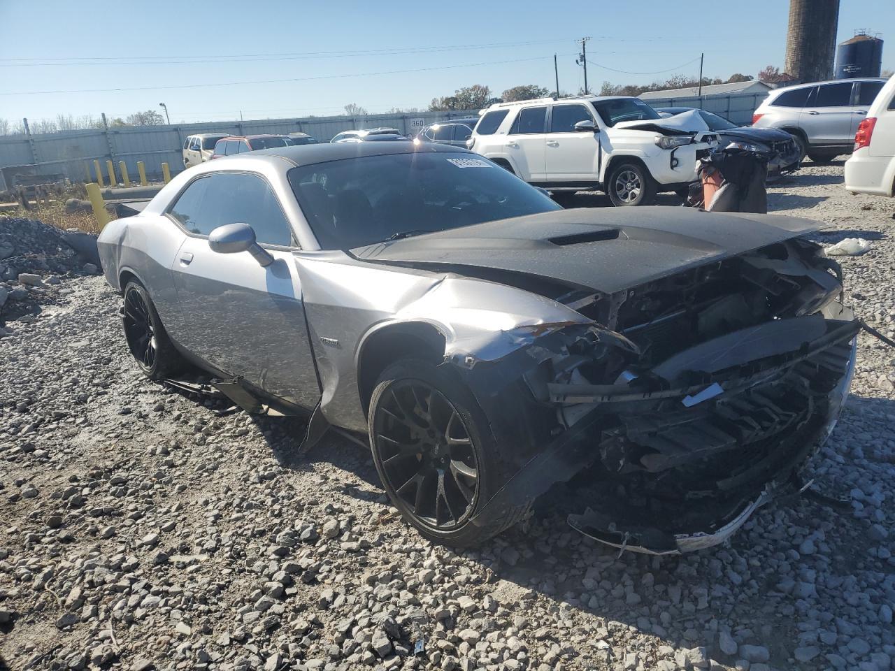 2017 DODGE CHALLENGER - Фото 4
