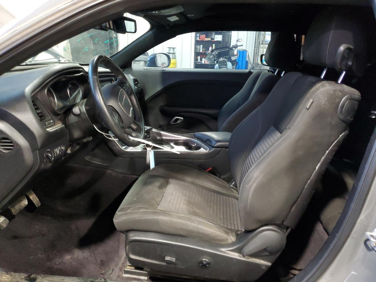 2017 DODGE CHALLENGER - Image 7
