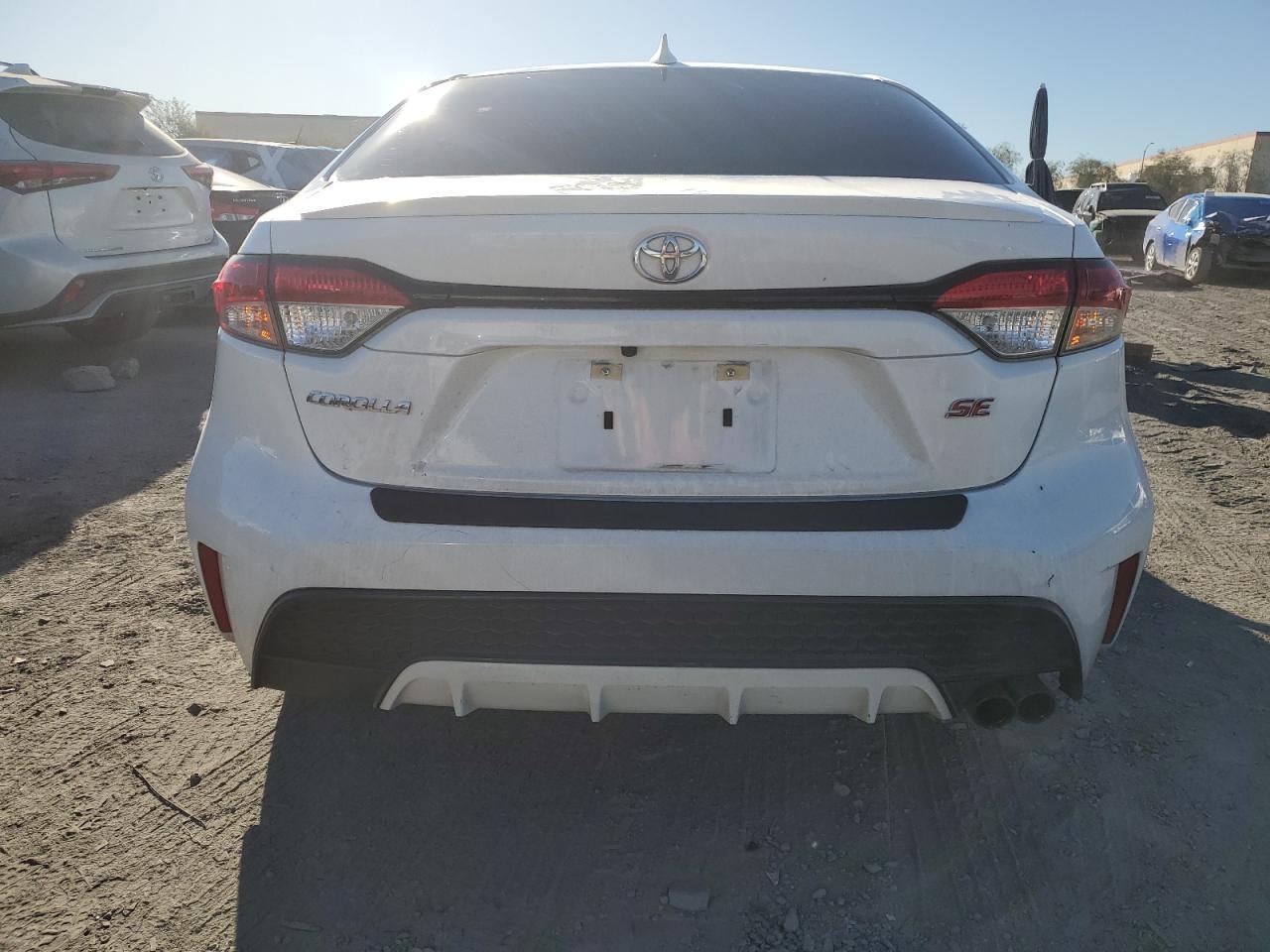 2022 TOYOTA COROLLA SE - Фото 6