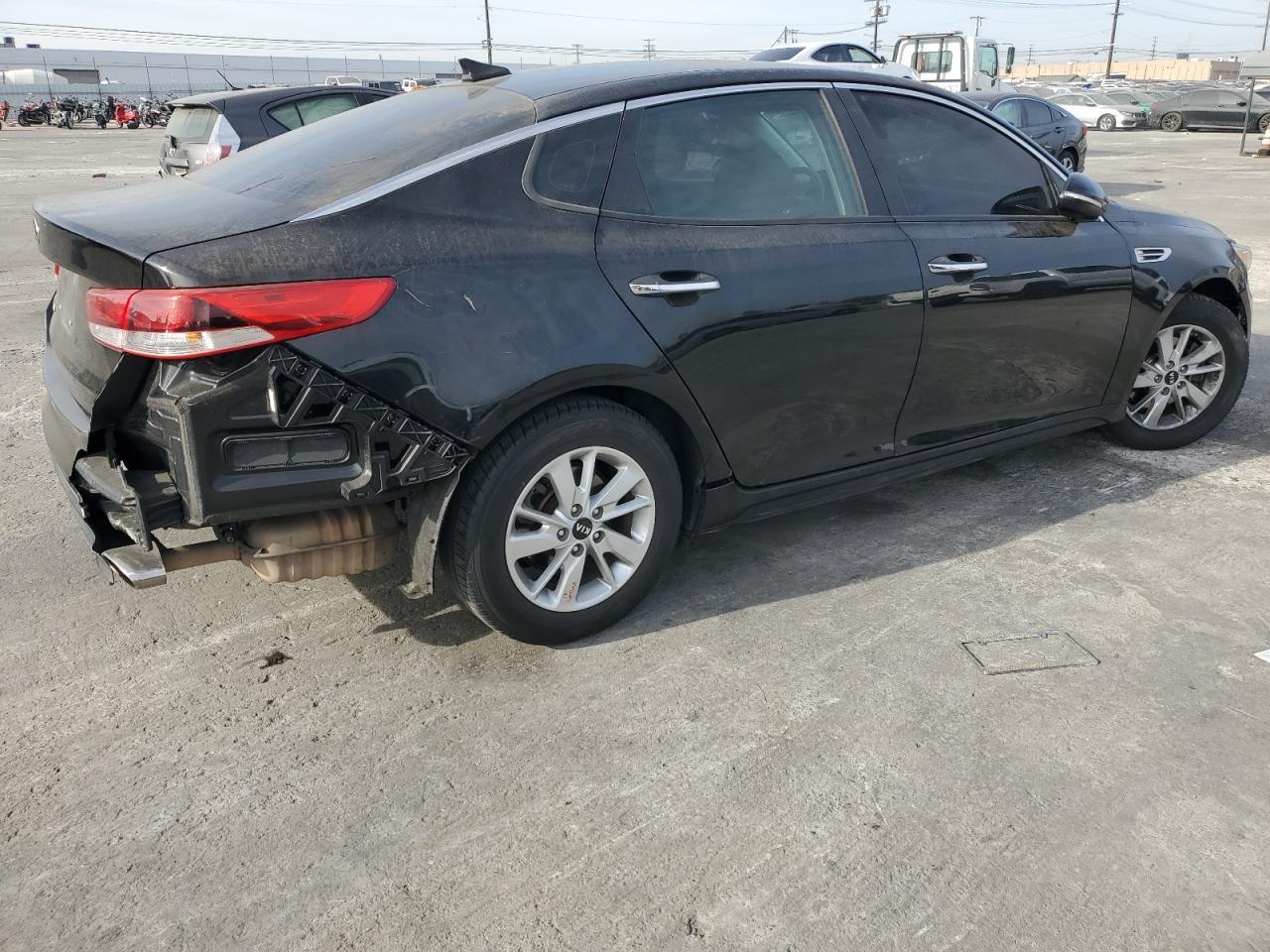 2016 KIA OPTIMA LX - Фото 3