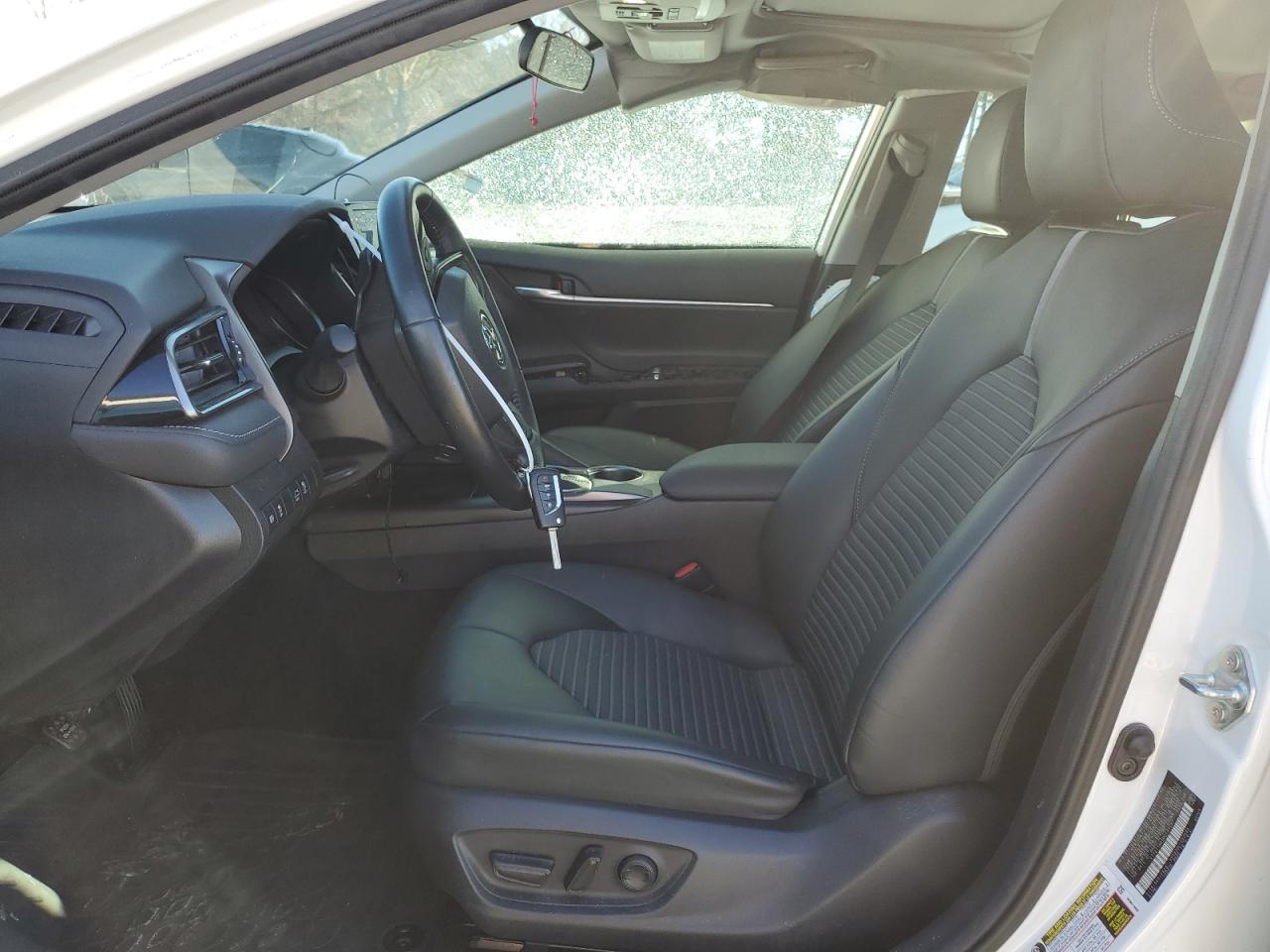 2021 TOYOTA CAMRY SE - Фото 7