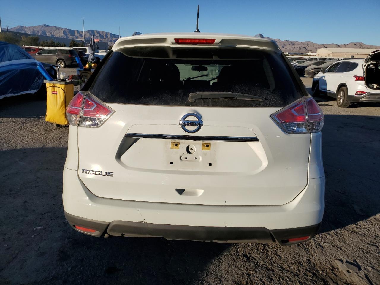 2016 NISSAN ROGUE S - Фото 6