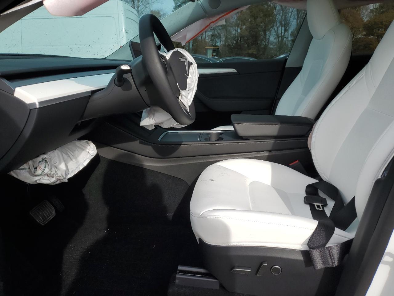 2024 TESLA MODEL Y - Фото 7