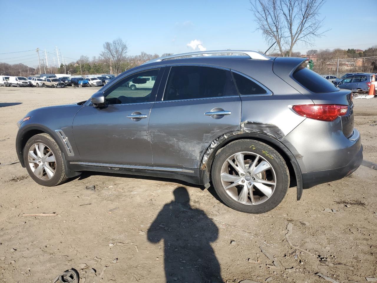 2013 INFINITI FX37 - Image 2
