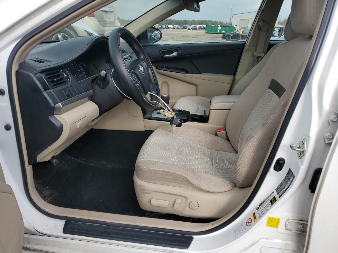 2014 TOYOTA CAMRY L - Фото 7
