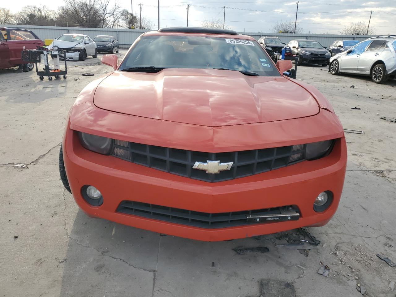 2011 CHEVROLET CAMARO LT - Image 5