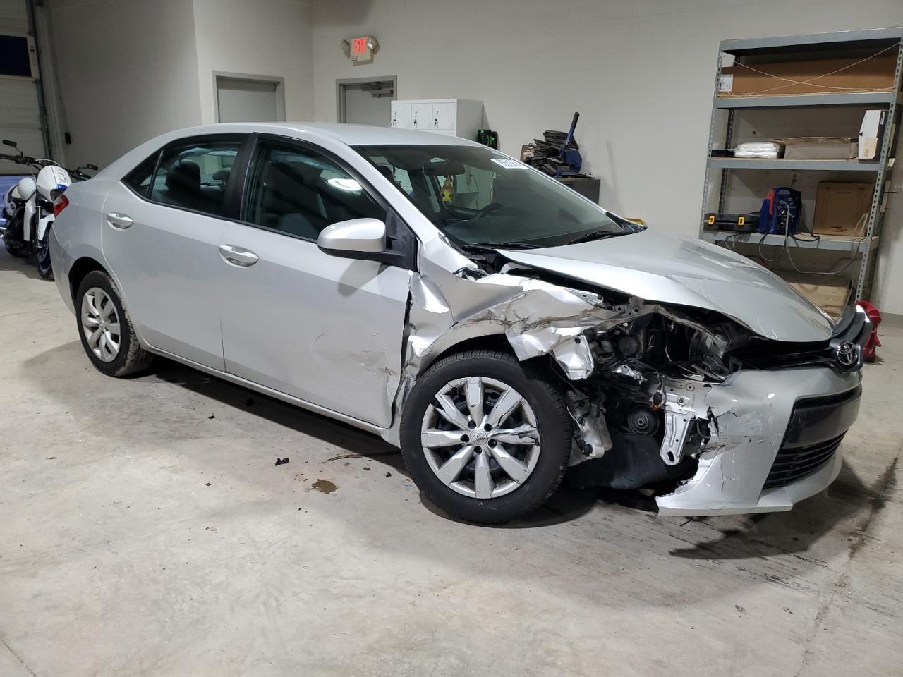 2015 TOYOTA COROLLA L - Фото 4