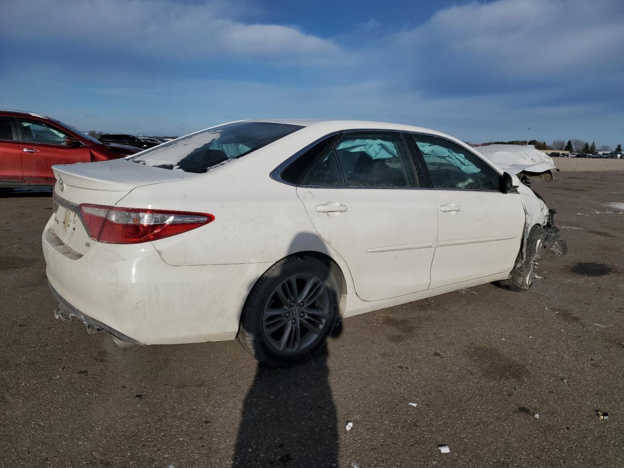 2017 TOYOTA CAMRY LE - Image 3