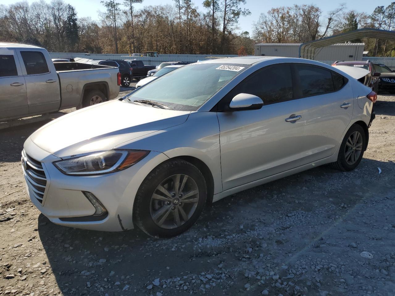 2018 HYUNDAI ELANTRA SE