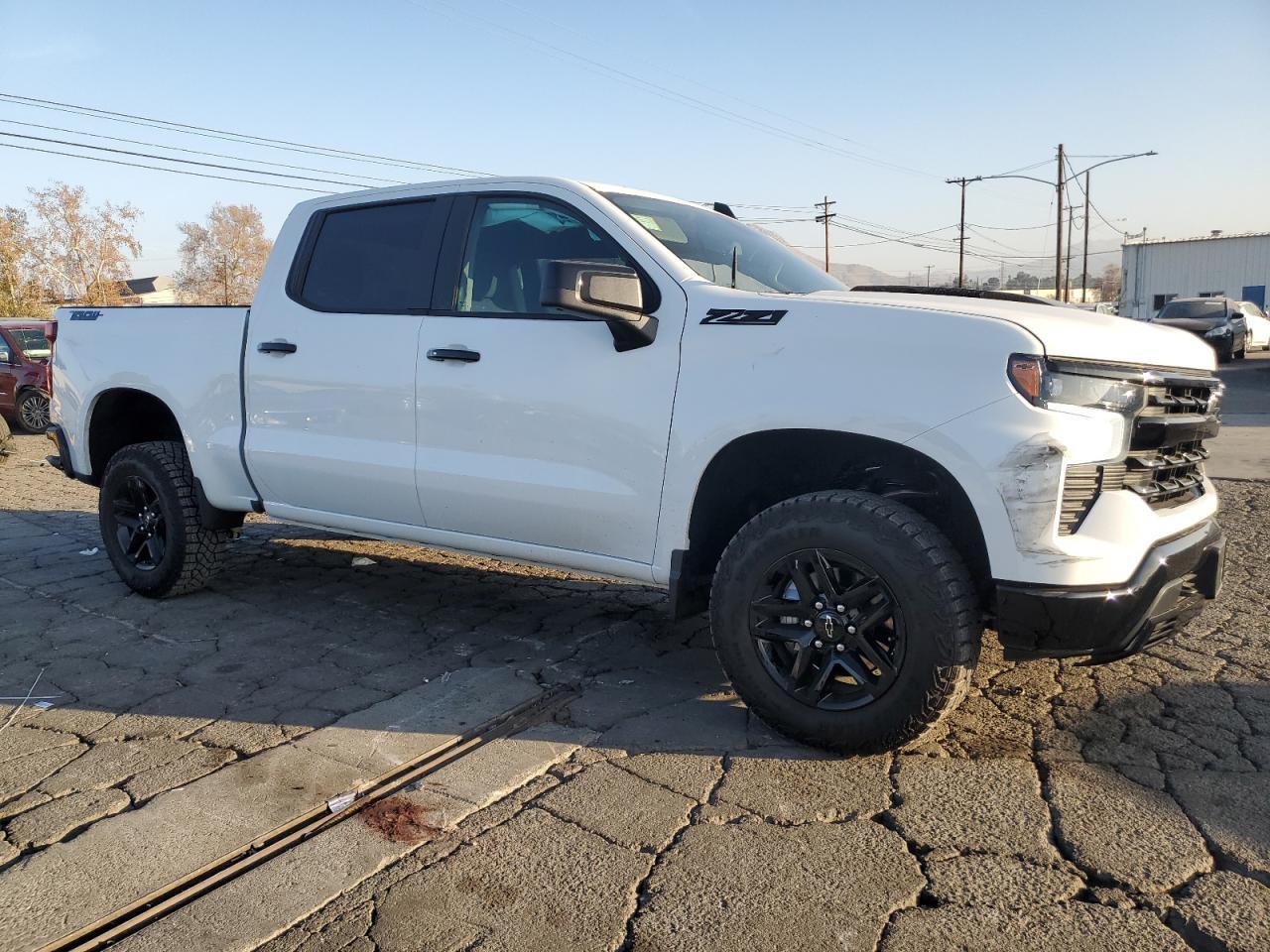 2024 CHEVROLET SILVERADO - Фото 4