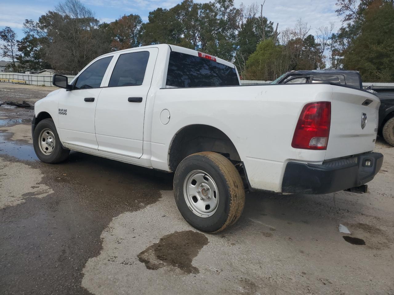 2017 RAM 1500 ST - Image 2